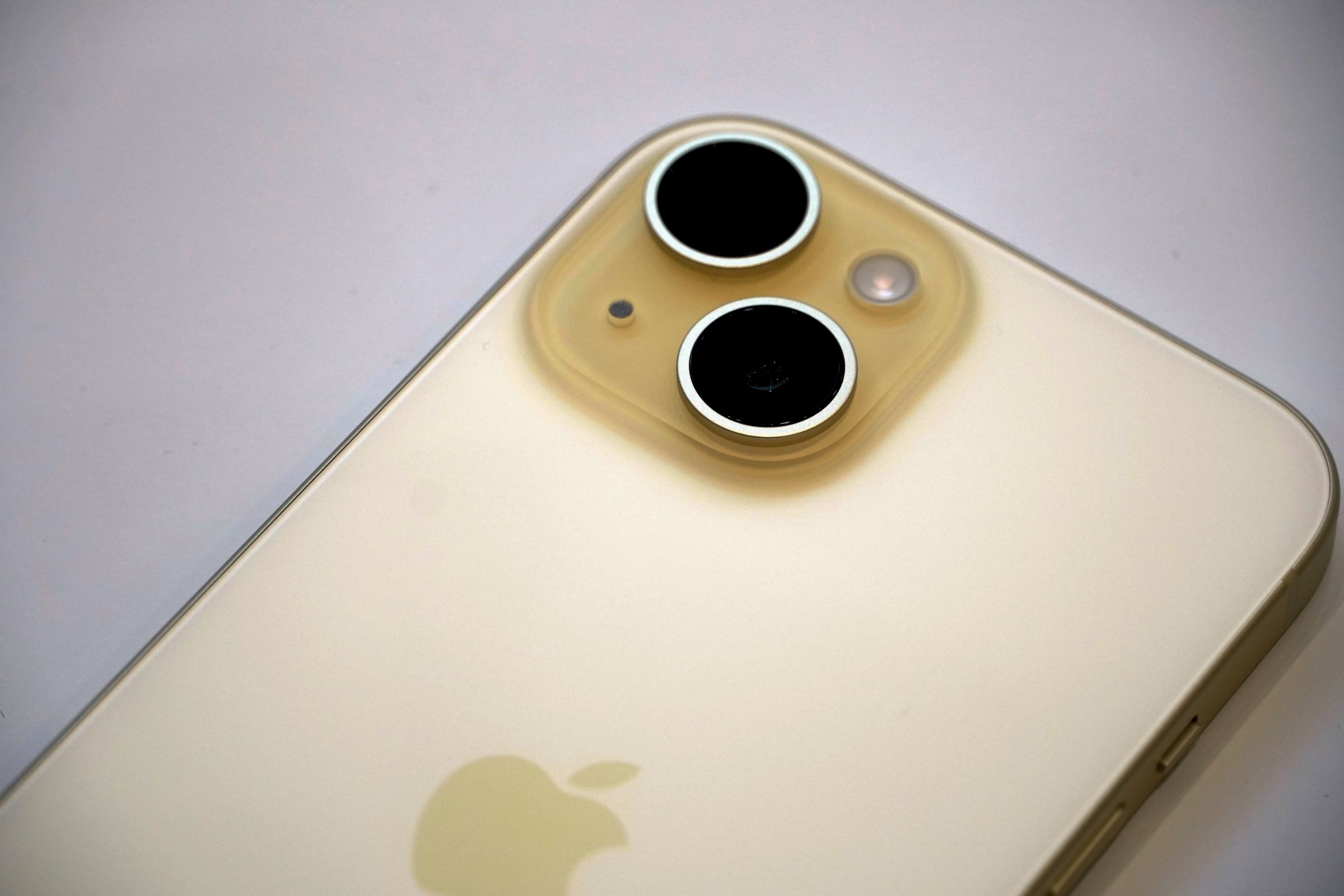 Apple iPhone 15 - Cheapest new iPhone