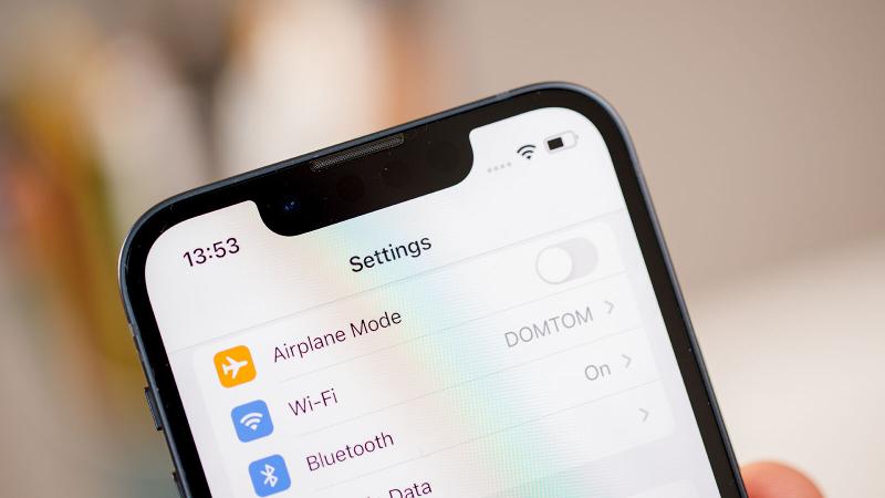 iPhone 13 mini review: Notch