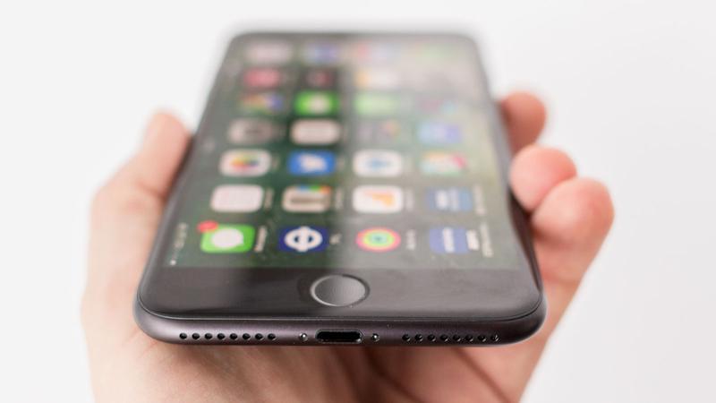 iPhone 7 Plus review: Headphone port