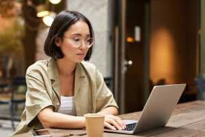 Bloggers love this AI writing tool that automates content creation